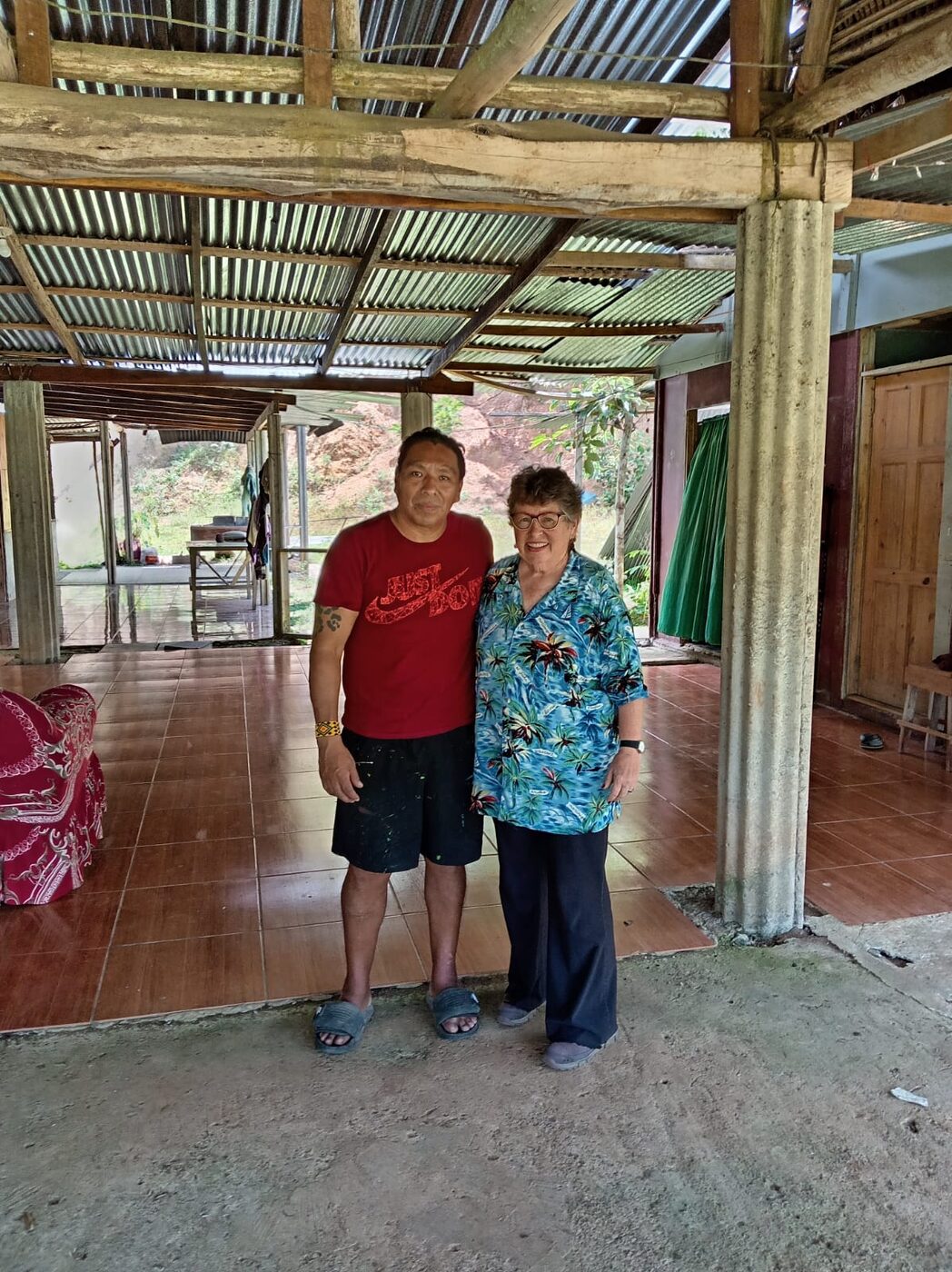 Kamel with visitors